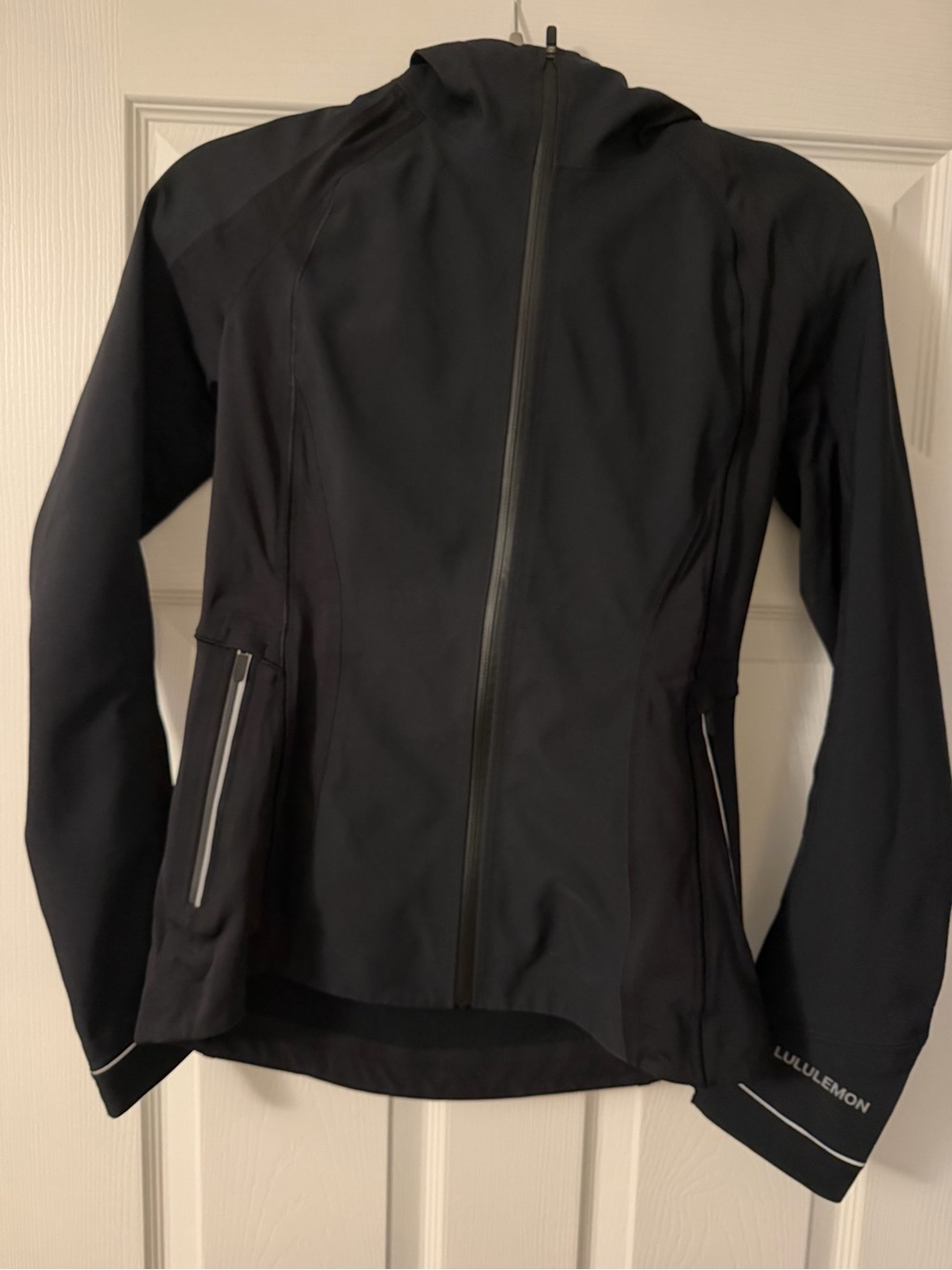 lululemon athletica Black Full-Zip Hooded Jacket